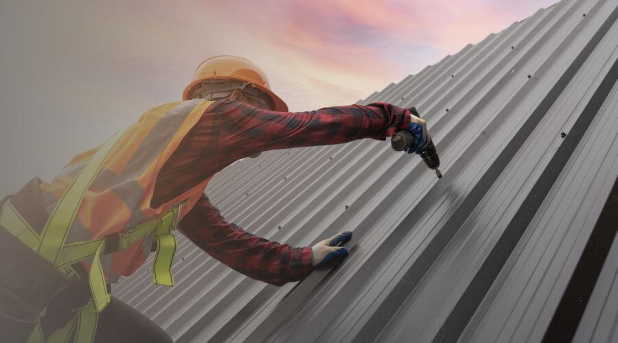 Expert new roof installation services in Earl Park, IN